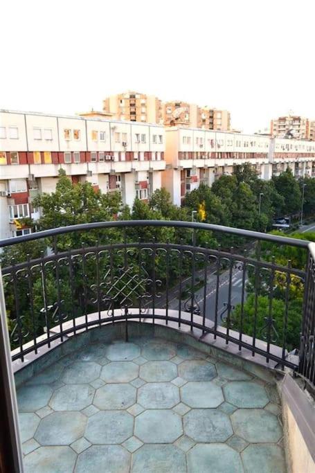 City Centre Loft Скопье Экстерьер фото